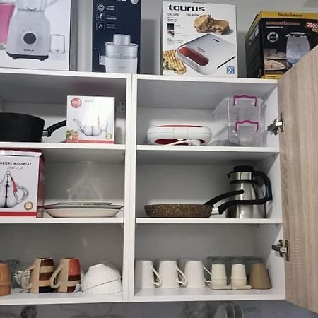 Modern Family Apartment Near Airport マラケシュ エクステリア 写真