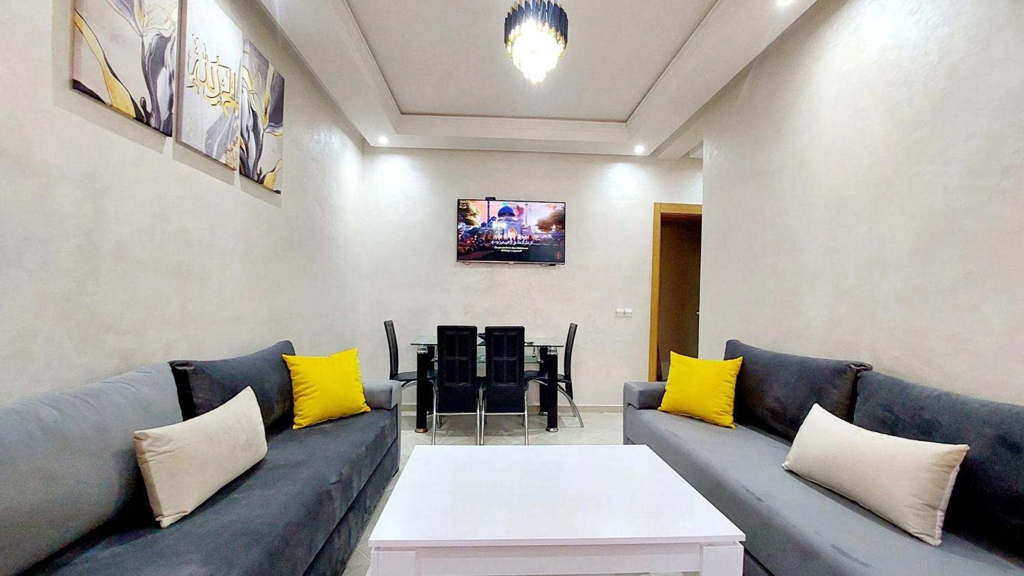 Modern Family Apartment Near Airport マラケシュ エクステリア 写真