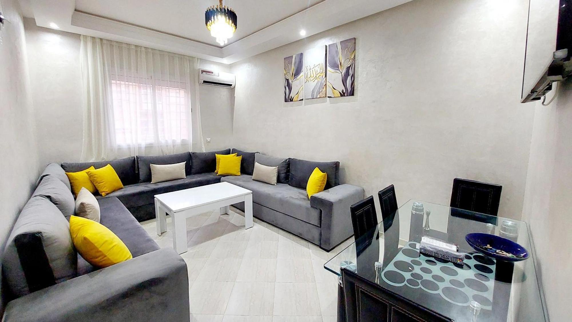 Modern Family Apartment Near Airport マラケシュ エクステリア 写真
